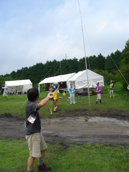 8j2bsj_site3.JPG - サイト設営中３